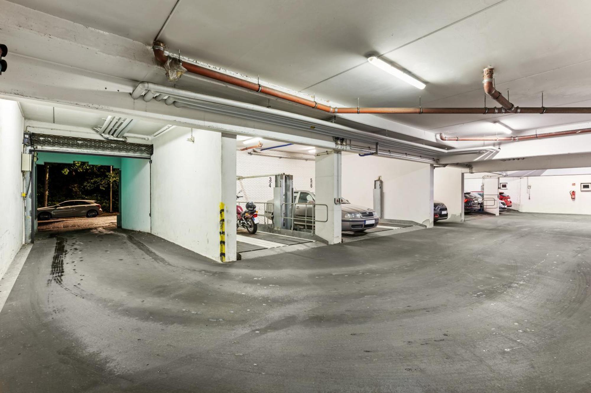Edler Wohnraum Schwanenteich-Suite Mit Balkon, Kaffeevollautomat, Lift & Parkplatz Zwickau Eksteriør billede