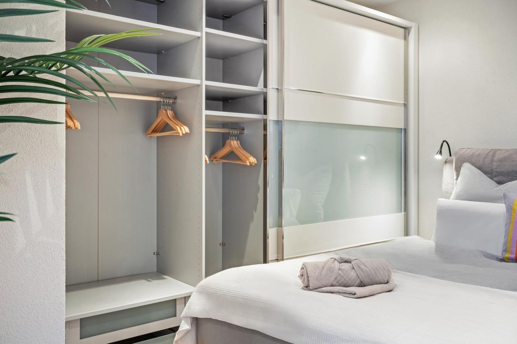 Edler Wohnraum Schwanenteich-Suite Mit Balkon, Kaffeevollautomat, Lift & Parkplatz Zwickau Eksteriør billede